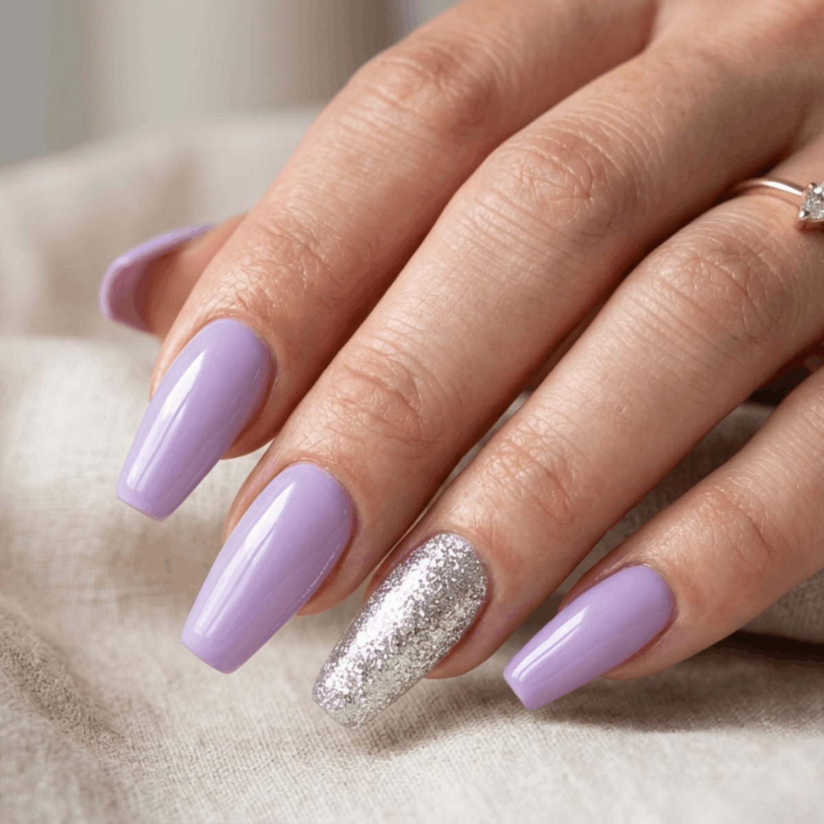 4 Subtle Glitter Manicures That Are Totally Dance Floor Ready