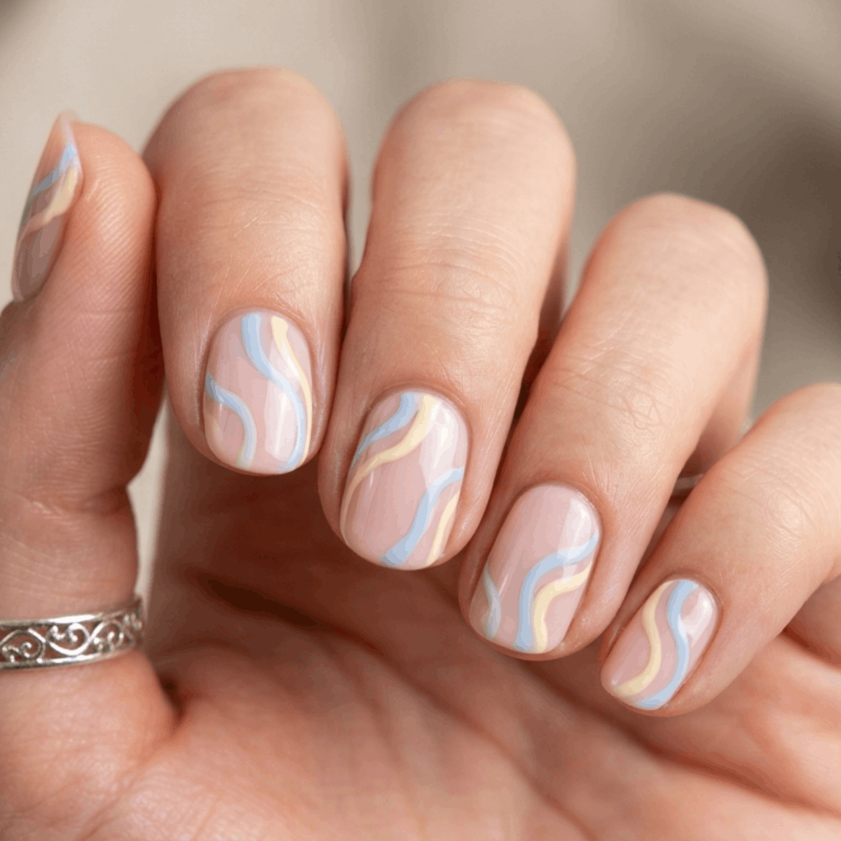 4 Easiest Pastel Nail Designs for Short Round Nails