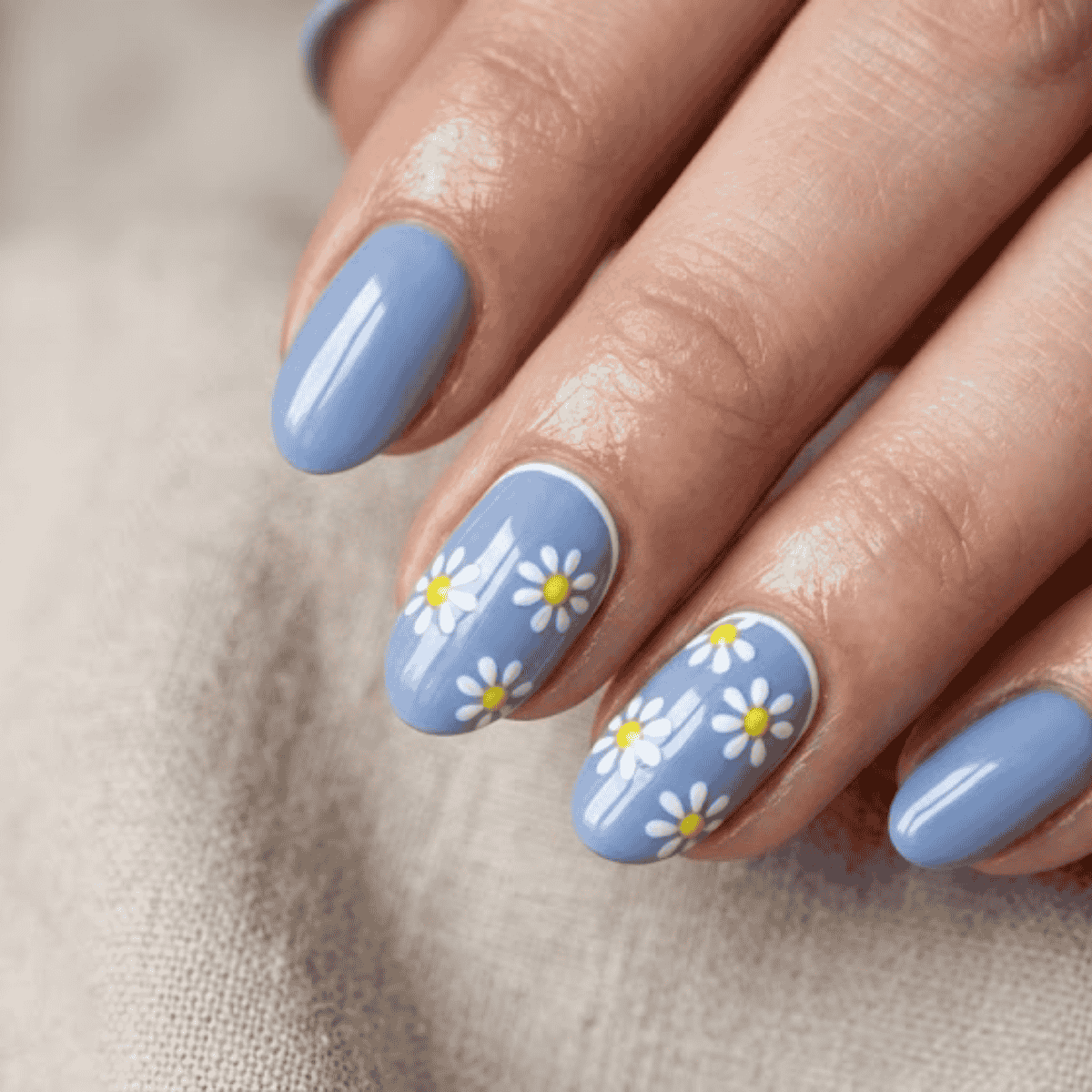 Periwinkle Daisy Accent
