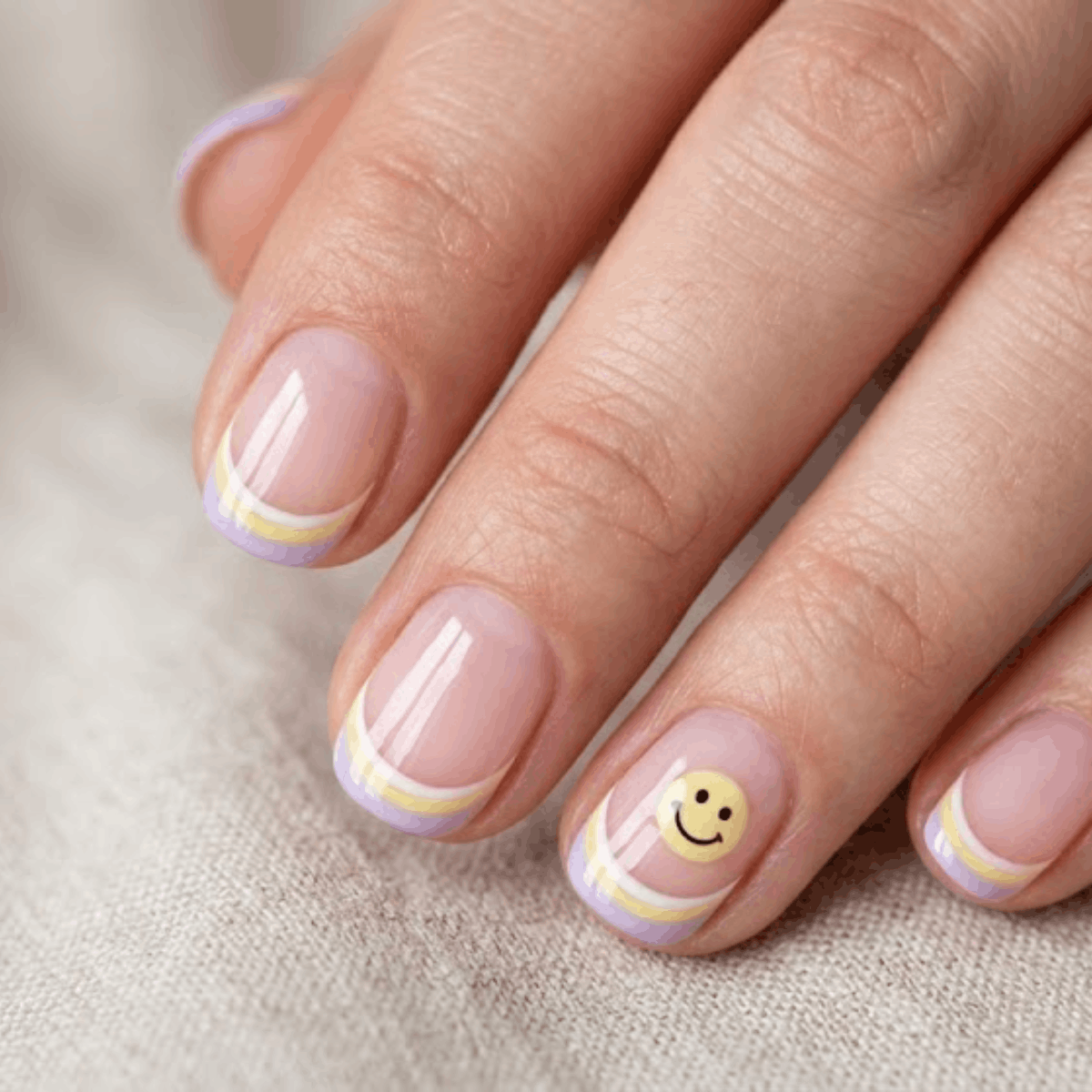 Smiley Face & Pastel Arcs